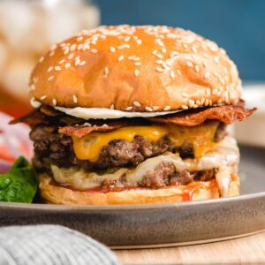Double cheese becon Burger