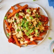 Sweet-Chili-Cheese-Fries