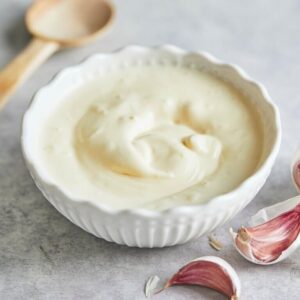 Knoblauch-Mayonnaisen-Sauce